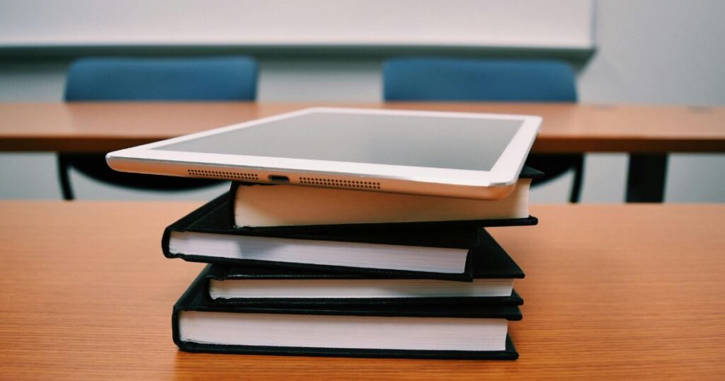 Automatização de Processos Administrativos no Site da Escolas: Ganhe Tempo e Eficiência 7 automatizacao de processos administrativos no site da escola ganhe tempo e eficiencia