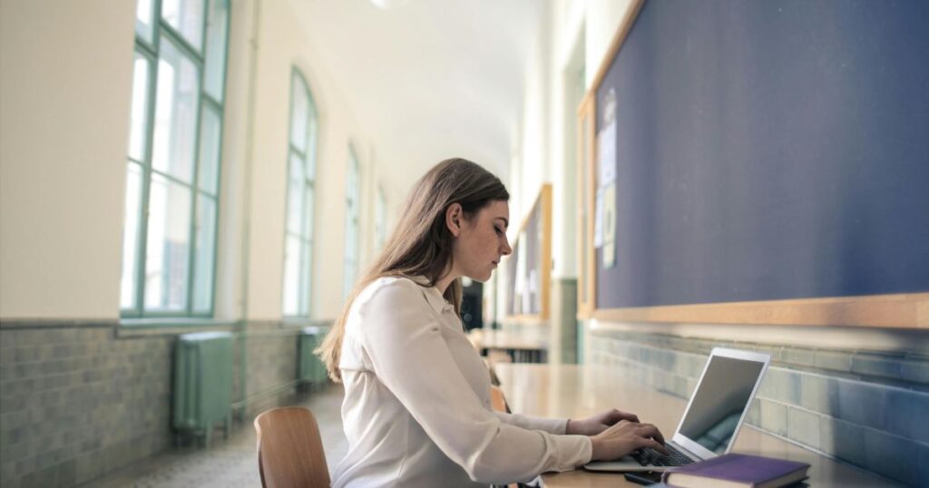 Utilizando o LinkedIn para Networking e Fortalecimento da Marca da Sua Clínica 3 utilizando o linkedin para networking e fortalecimento da marca da sua clinica